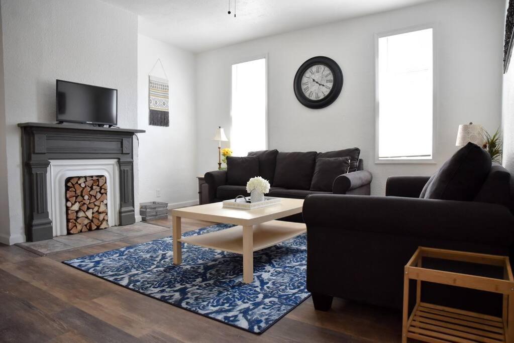Stunning Big Home Near Downtown North Shore & More 피츠버그 외부 사진